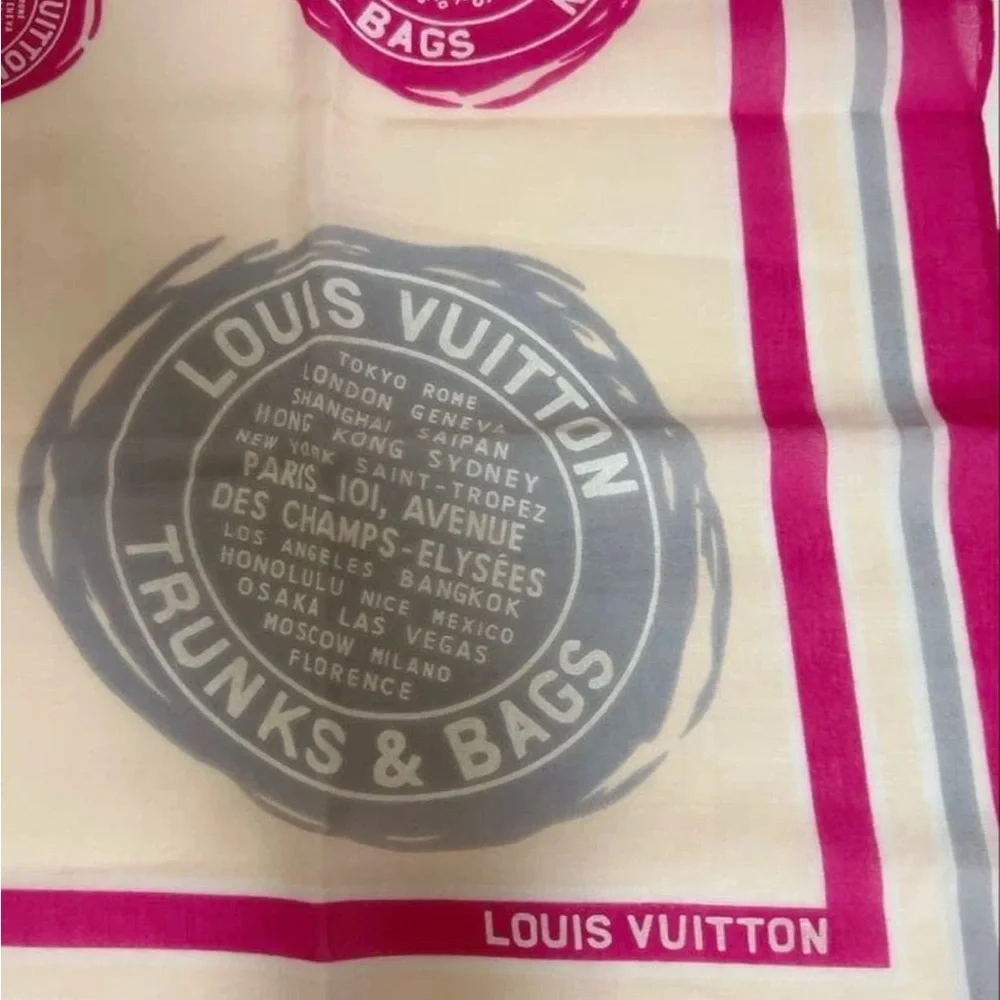Louis Vuitton Fuchsia and Gray Silk Scarf - Picture 6 of 10